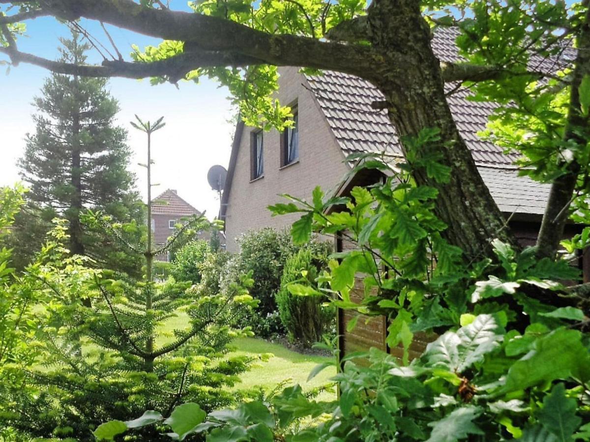 Ferienhaus Mit Grossem Garten In Neßmersiel Eksteriør bilde
